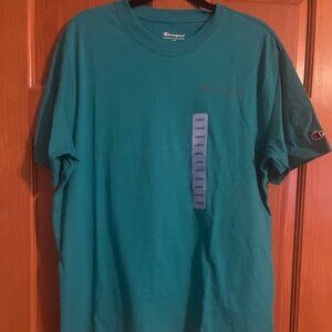 Men’s short sleeve champion T-shirt size L NWT